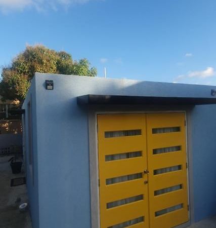 Dorvic Cottage Bridgetown Esterno foto